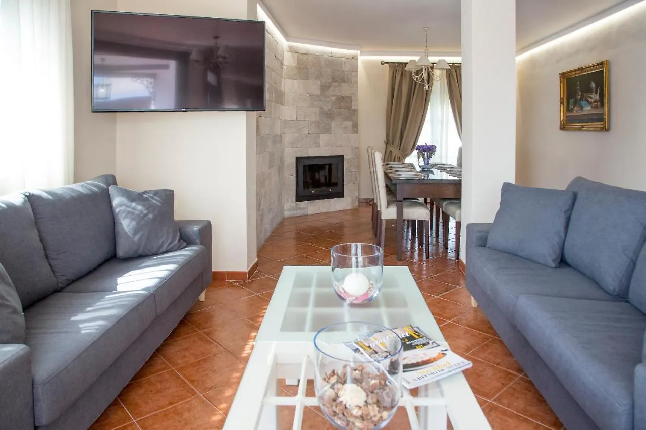 Villa Rosemary Nerja 0*,